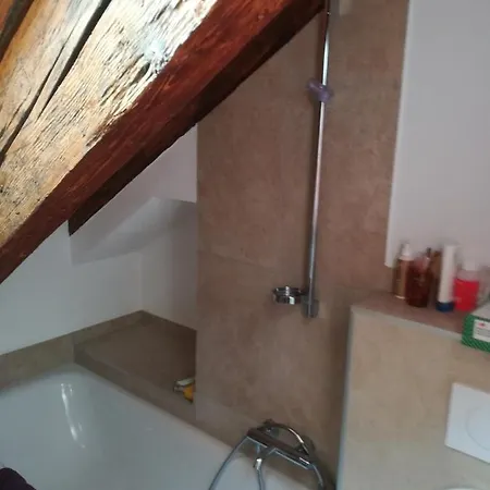 Le Fer A Cheval Montreux