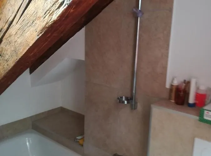 Le Fer A Cheval Montreux