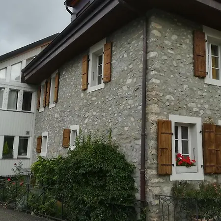 Le Fer A Cheval Montreux